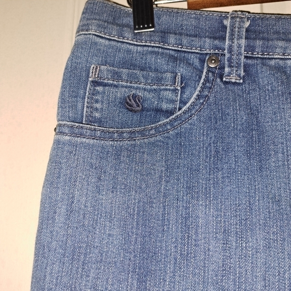 Gloria Vanderbilt Amanda jeans size 10P - Picture 3 of 6